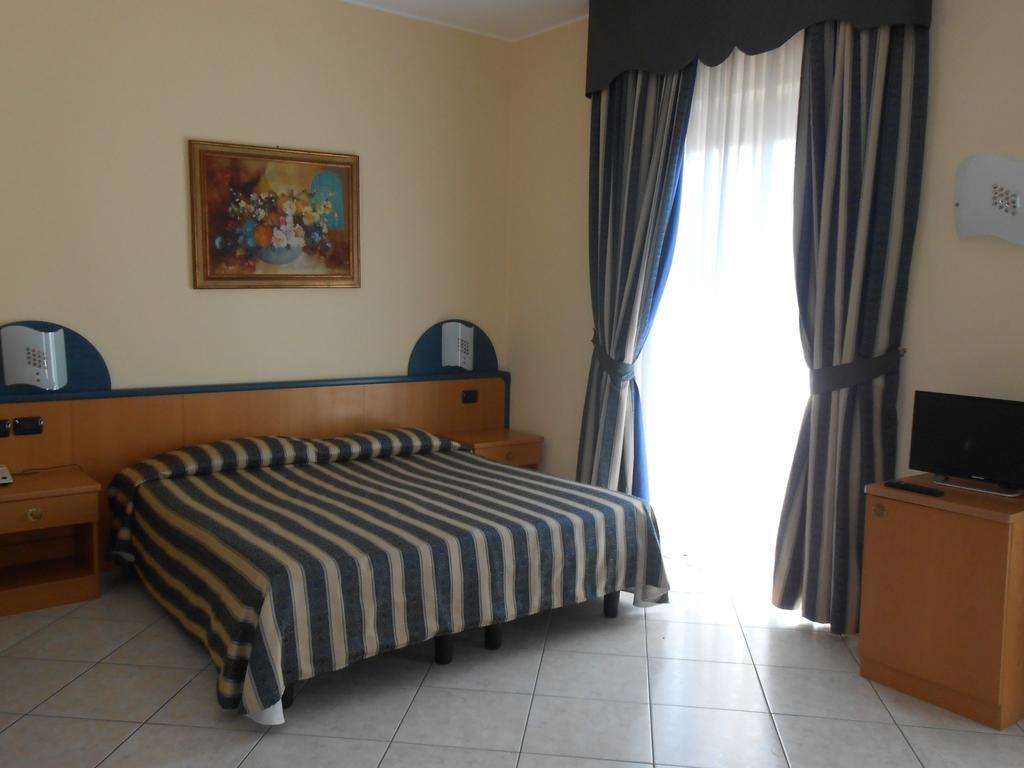 Albergo Villa Eva Costermano Extérieur photo
