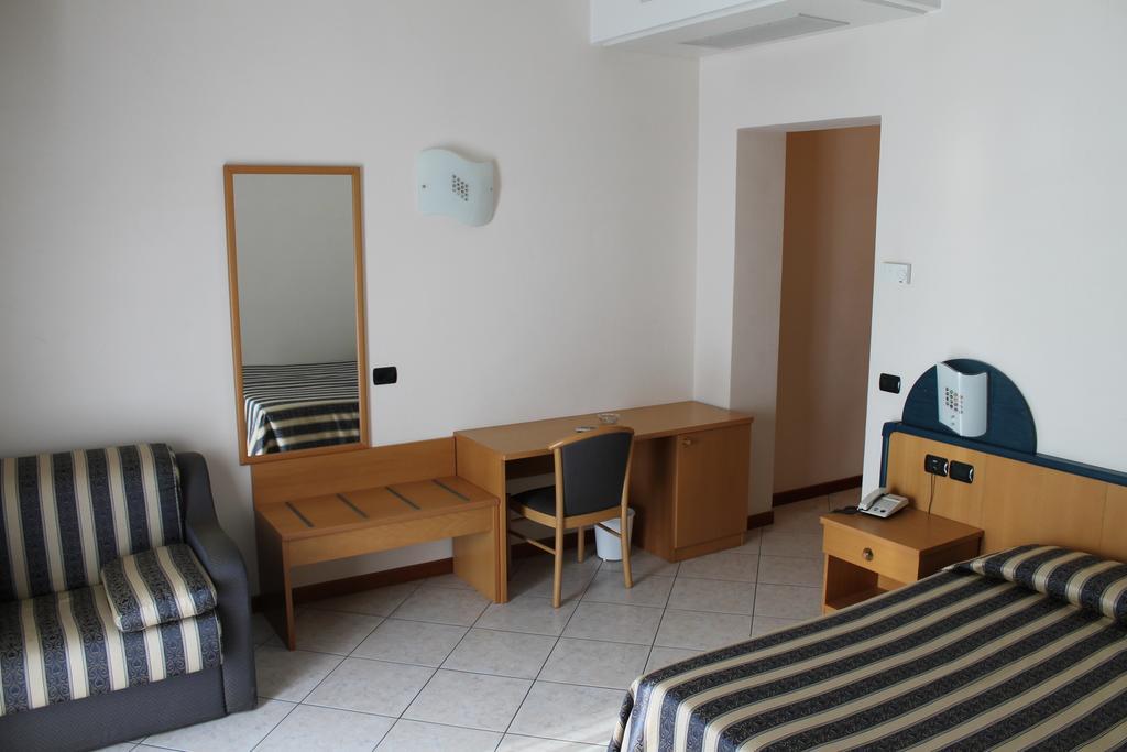 Albergo Villa Eva Costermano Extérieur photo
